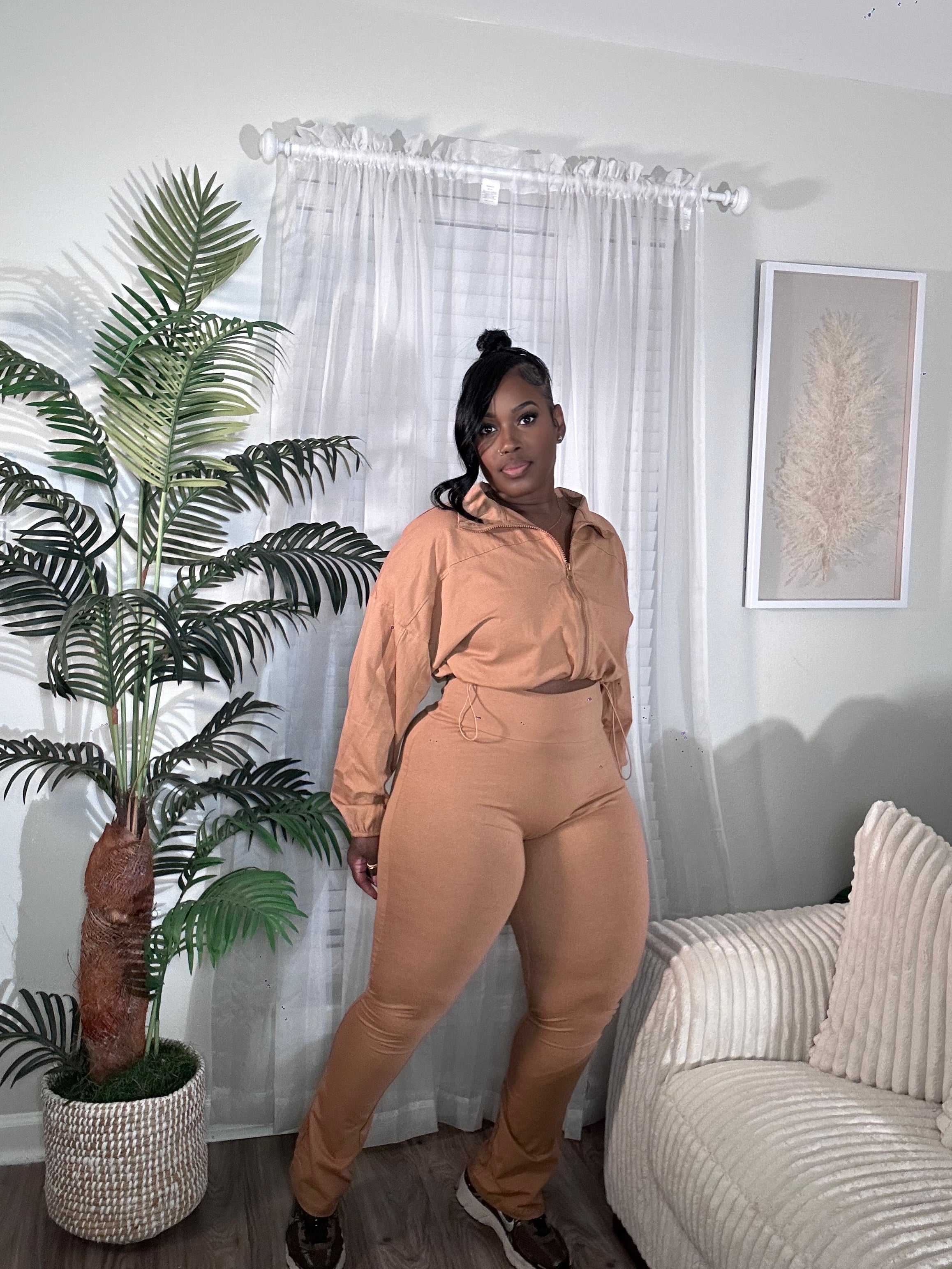 Kimberly set in nude