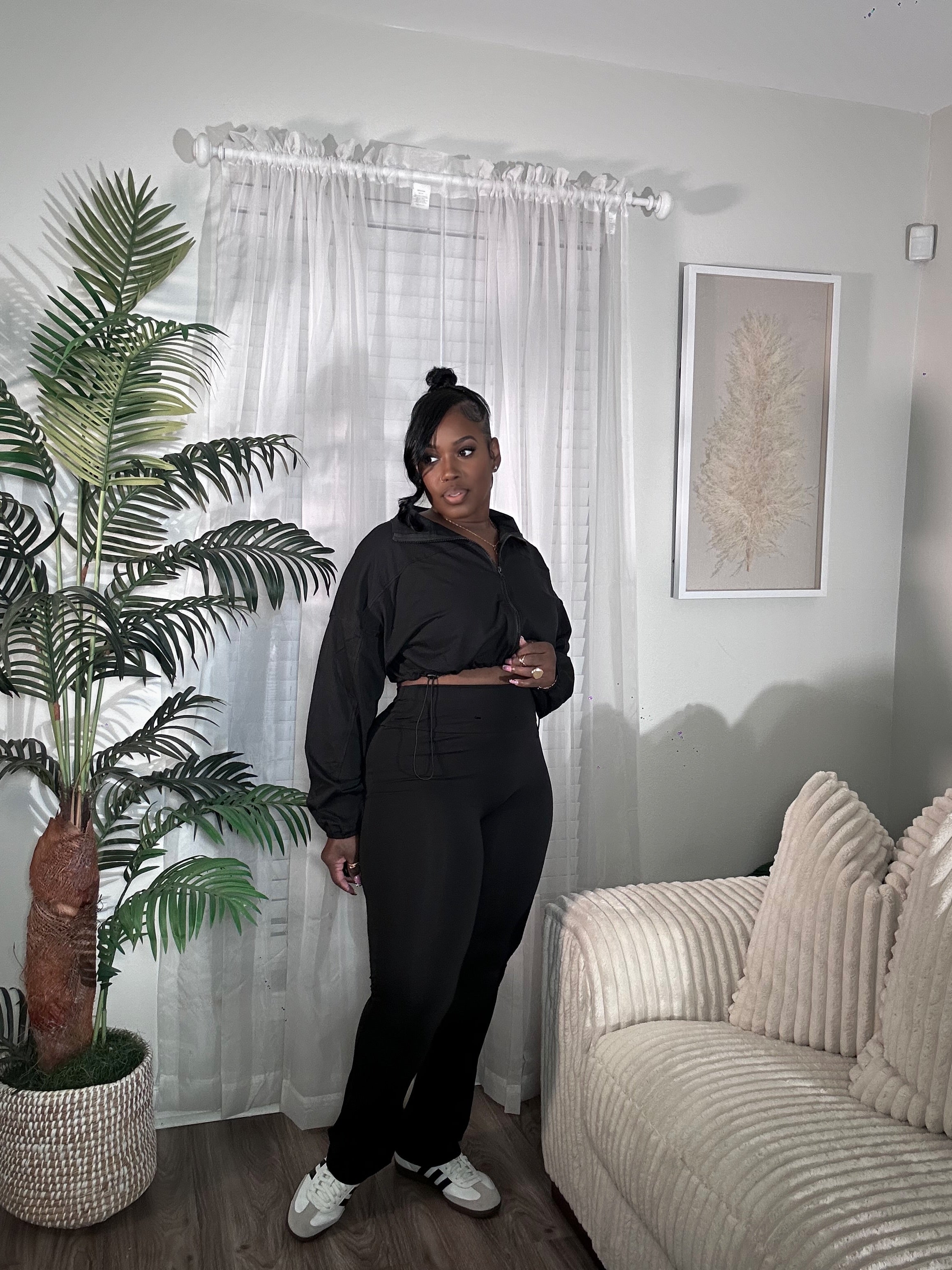 kimberly set in black